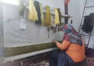 کارآفرین مراغه ای و ایجاد 13 کارگاه قالی بافی در مراغه