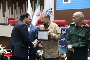 فرمانده قرارگاه جهادی و محرومیت&zwnj;زدایی سردار شهید حاج قاسم سلیمانی در مشهد معارفه شد
