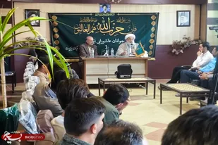 نشست هم&zwnj;اندیشی معاون جوانان عاشورایی ستاد مرکزی هیأت رزمندگان اسلام با مسئولین این ستاد در استان همدان