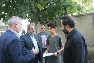 مدارس دولتی مجاز به دریافت وجه نیستند