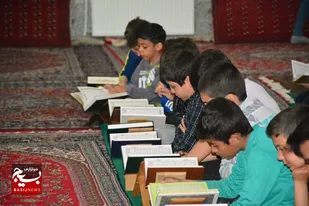 برگزاری محفل انس با قرآن به همت پایگاه ثارالله (ع) ملایر