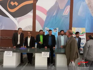 ارائه مشاوره حقوقی و معاضد رایگان به نمازگزاران نماز جمعه