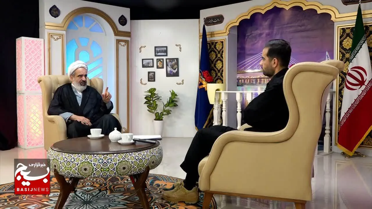 شهید مطهری هم تئوریسین انقلاب اسلامی و هم زمان شناس، نیاز شناس و مخاطب شناس بوده