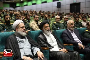 سپاه پاسداران &laquo;شبه افسانه&raquo; و کارهایش &laquo;شگفت انگیز&raquo; است
