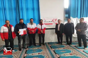 ویزیت رایگان بیش از ۲۰۰ نفر از اهالی روستای زمان&zwnj;آباد ملایر در نذرخدمت ۸