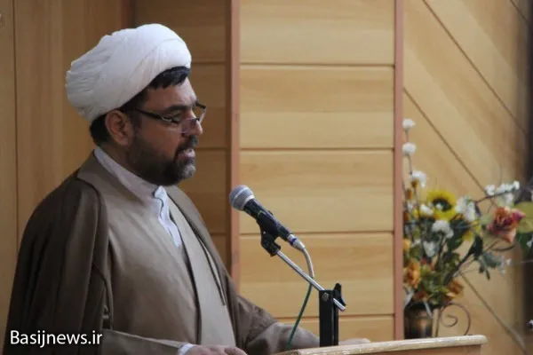 خانم دباغ به معنای واقعی بسیجی بودن را معنا کرد/ بسیج نمونه کامل ولایتمداری در عصر ظهور است