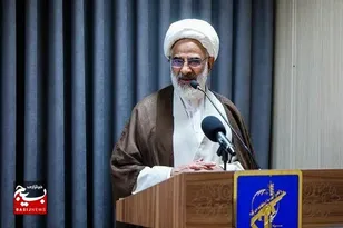 رمز عبور از فتنه‌ها و بحران‌ها، تبعیت از ولایت است