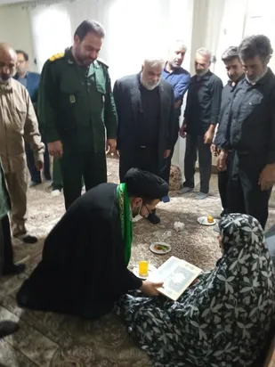 دیدار فرمانده سپاه ری با خانواده شهید علیدادی