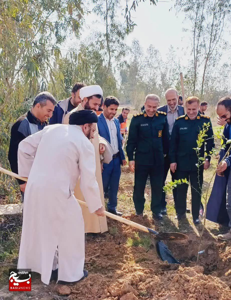 آیین گرامیداشت روز درختکاری و هفته منابع طبیعی در رامهرمز