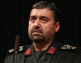 رهبر انقلاب روح سلحشوری و استقامت را در جوانان ما دمیدند/هنرمندان، سلحشوری فرزندان ملت را منعکس کنند