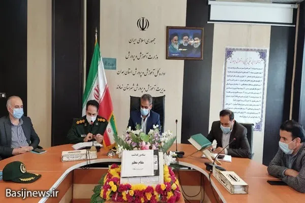 معلمان جهادگران عرصه تعلیم و تربیت هستند
