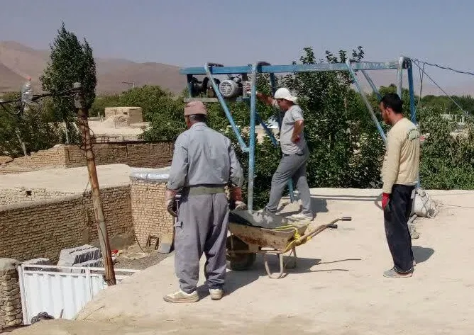 اقدامات گروه جهادی سفیران خدمت در روستای خم پیچ خوانسار