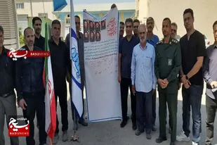 امضاء عهدنامه با شهدا توسط بسیجیان کارخانجات استان همدان