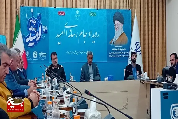امروز امپراطوری رسانه‌ای غرب و استکبار جهانی جای شهید و جلاد را تغییر می‌دهند