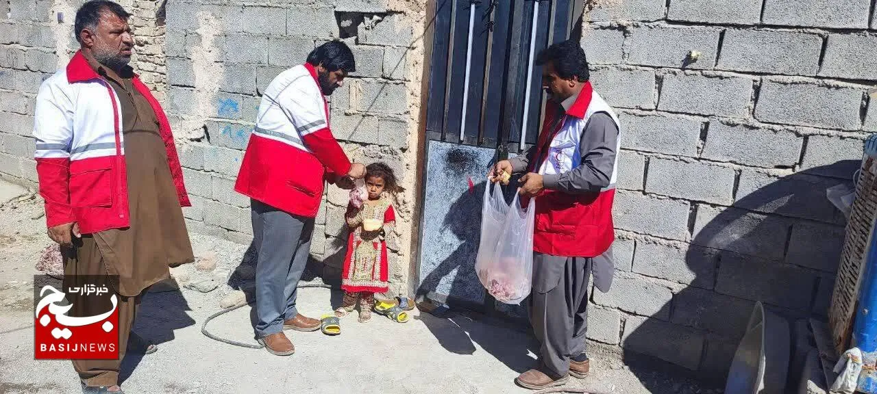 توزیع گوشت قرمز بین نیازمندان ایرانشهری