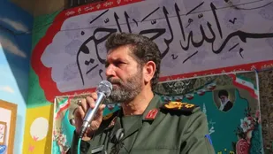 نواخته شدن زنگ آغاز سال جدید تحصیلی توسط سردار حسن حسن زاده فرمانده سپاه تهران بزرگ