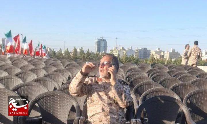 تکریم از خدمات ۴۵ ساله سرداری که در متن بود