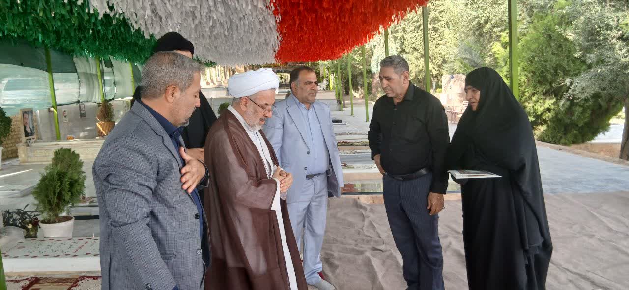 ستاره ای که در آسمان ولایت جاودانه شد/مرثیه کربلا در کلام مادر شهید