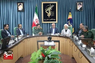 رئیس دانشگاه آزاد و جمعی از کارکنان با فرمانده سپاه الغدیر دیدار کردند