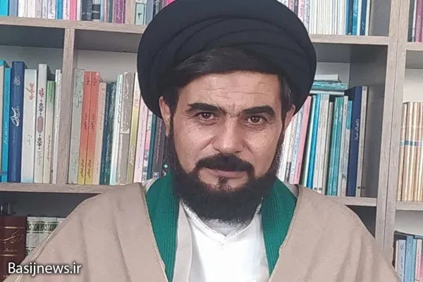 شخصیت امام خمینی (ره) فراتر از تصورات است