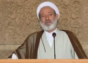 دشمن بداند مردم ایران برای حفظ حجاب خون داده اند