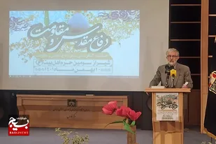 شعر انقلاب، مضمونی الهی، مردمی و ملی پیدا کرده است