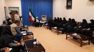 نشست اعضای فراکسیون زنان وخانواده مجلس شورای اسلامی و مسئول بسیج جامعه زنان سپاه امیرالمؤمینن(ع) استان ایلام  با امام جمعه شهر ایلام