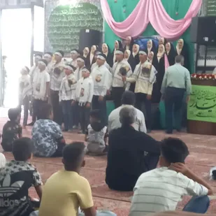 هرکس به اندازه توان خود حضرت علی علیه السلام و غدیر را از مظلومیت بیرون آورد