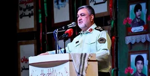 هر کس مقابل ملت ایران و خون شهدا بایستد شکست می&zwnj;خورد