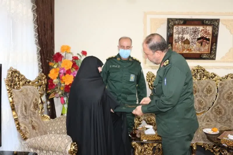 فرمانده سپاه شهدای استان با خانواده شهید قلی‌زاده دیدار کرد