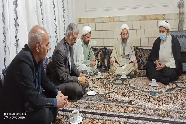 دیداروسرکشی از روحانی رزمنده ویادگار هشت دفاع مقدس در هفته بسیج