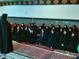 ترویج اندیشه‌های امام(ره) مانع از غرب‌زدگی و شرق‌زدگی جامعه
