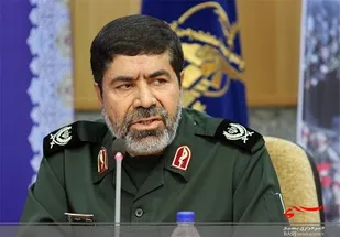 روایت سردار شریف از دیدار فرمانده کل سپاه با خانواده شهیدان اسدی&zwnj;لاری