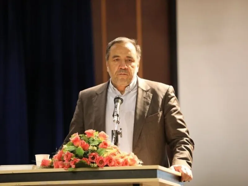 تلاش دشمنان تسخیر ذهن دانش‌آموزان است