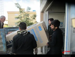 اهداء یک سری جهیزیه کامل توسط سپاه همدان به خانواده نیازمند