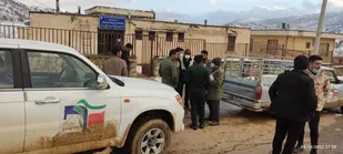 کمک به زلزله زدگان بازفت با همت گروه های جهادی