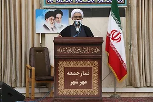 9 دى مشت محكمى بر دهان فتنه&rlm; گران زد