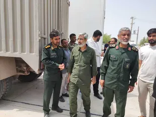 خدمت رسانی به مناطق زلزله زده همچنان ادامه دارد