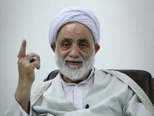 آدمیزاد موجود عجیبی است