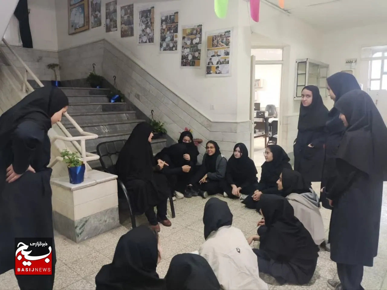 دانش آموزان قمی شبهات خود را مطرح کردند