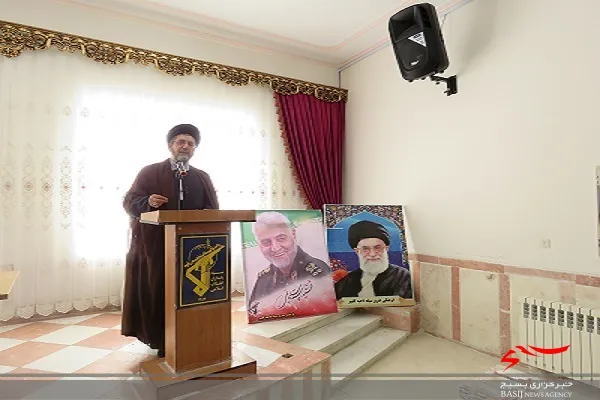مبارزه و مقاومت حضرت زهرا (س) درس بزرگی بر امت اسلامی است