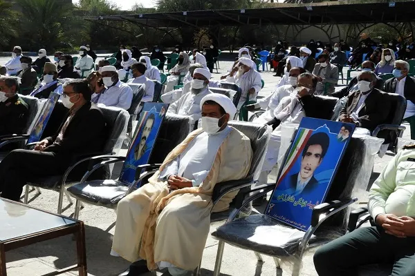 برگزاری مراسم هفته وحدت در سراوان