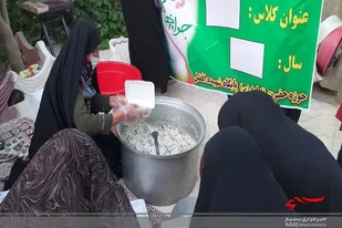 پخت و توزیع ۲۲۰ بسته غذای گرم به مناسبت عید غدیر در فامنین