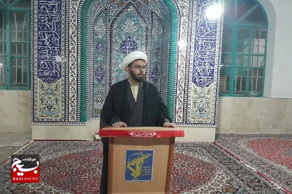 دشمن خود را برای کم اهمیت جلوه دادن انتخابات خود را به آب و آتش می‌زند