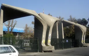 متولیان دانشگاهی رسالت اصلی خود را فراموش نکنند