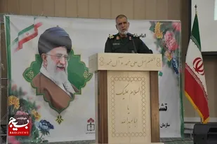 طرح همکلاسی مهربان جهت حضور دانش آموزان کم برخوردار در سنگر علم و دانش در زاهدان برگزار شد