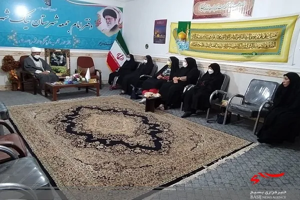 دیدار بسیج خواهران شهرستان نیکشهر با امام جمعه شهرستان بمناسبت هفته زن