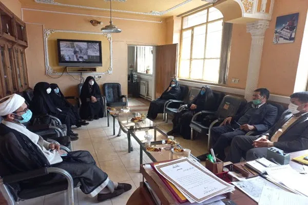 نقش بانوان در فعالیت‌های تبلیغی و گفتمان‌سازی باید مورد توجه قرار گیرد