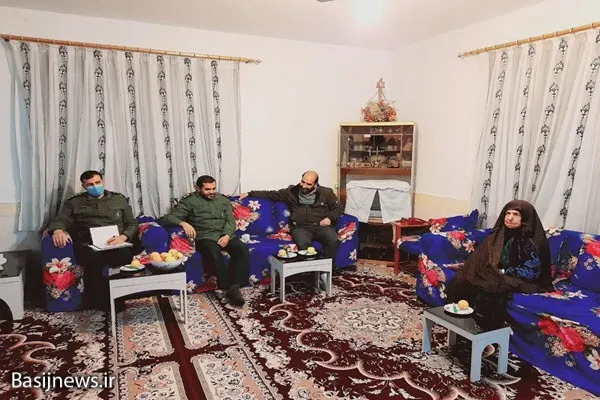 پدران و مادران شهدا مایه دلگرمی نظام و ولی نعمت اين انقلاب هستند
