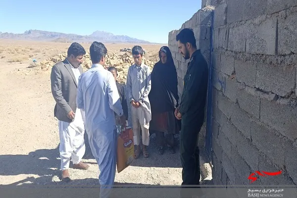 توزیع بسته های معیشتی در مناطق محروم شهرستان تفتان